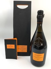 VEUVE CLICQUOT PONSARDIN LA GRANDE DAME CHAMPAGNE BRUT 1998 75cl. 12.5% IN BOX