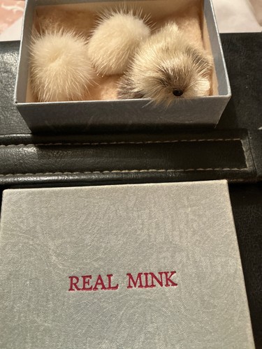 Mink fur brooch - mink, a