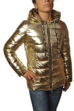 Piumino corto con cappuccio da