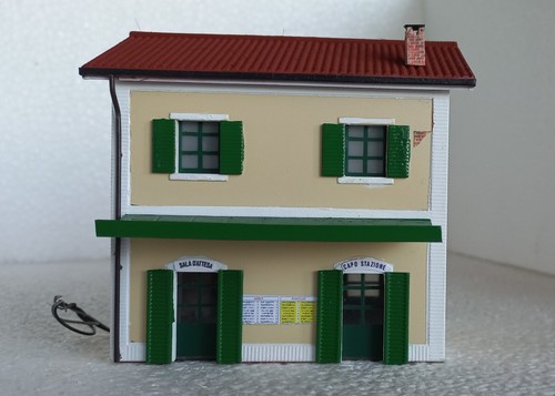 Stazione ferrovia italiana - fs, -ferrovia