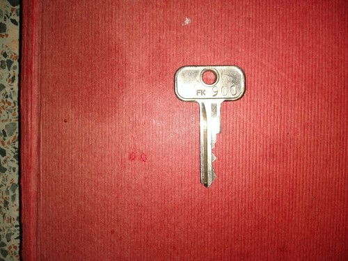 Chiave serie auto - serie,