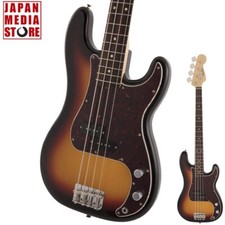 Fender Made in Japan basso di