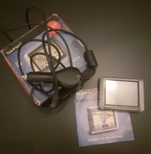 Navigatore satellitare con - navigatore,