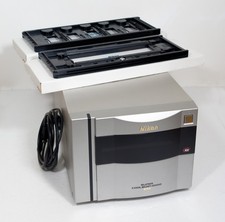 Nikon Coolscan 8000 -
