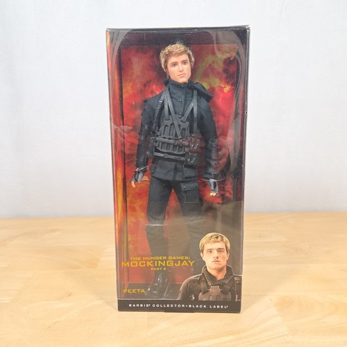 Barbie peeta hunger games - barbie,
