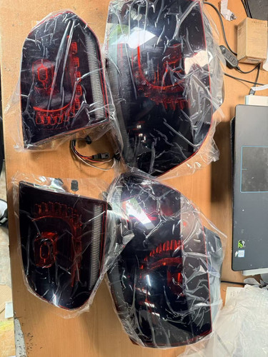 Fanali posteriori led usati - a,