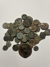 Moneta romana antica casuale