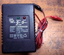  CARICABATTERIA  FAST CHARGER