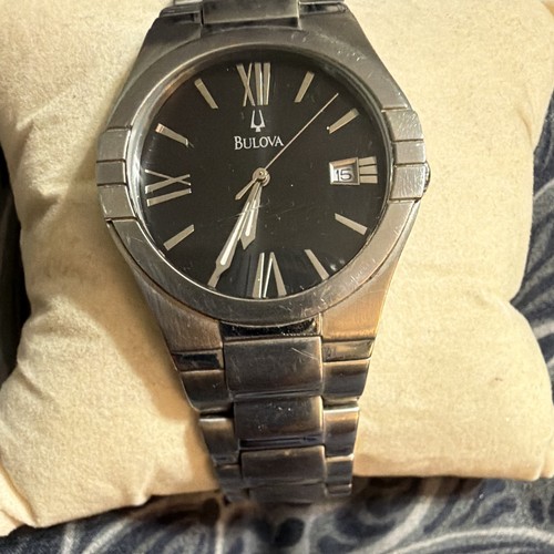Bulova quartz date - bulova,