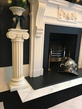 Pilastro decorativo stile