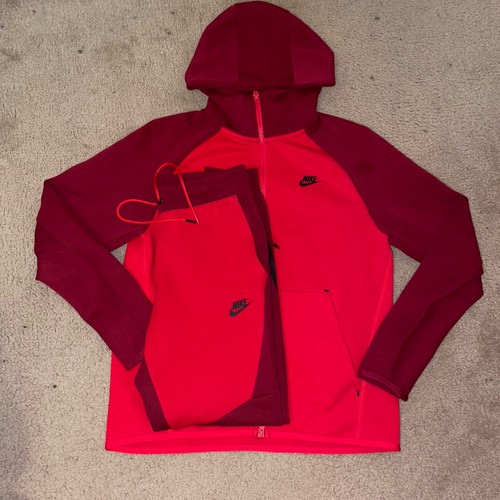 Acquista tuta nike tech - tuta,