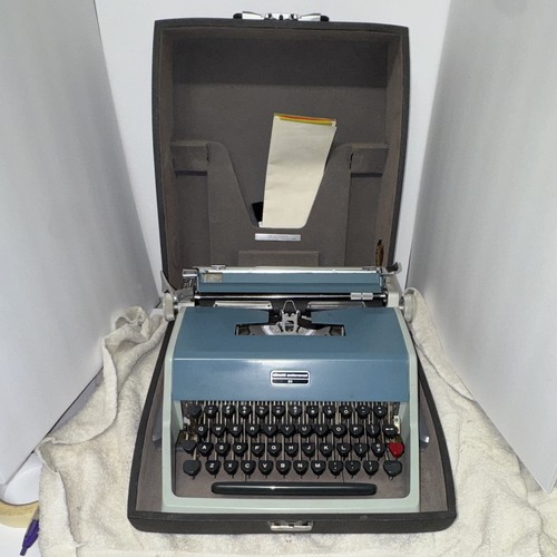 Olivetti underwood portable - underwood, 21