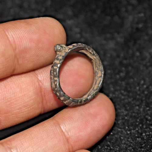 Raro anello antico - romano, in