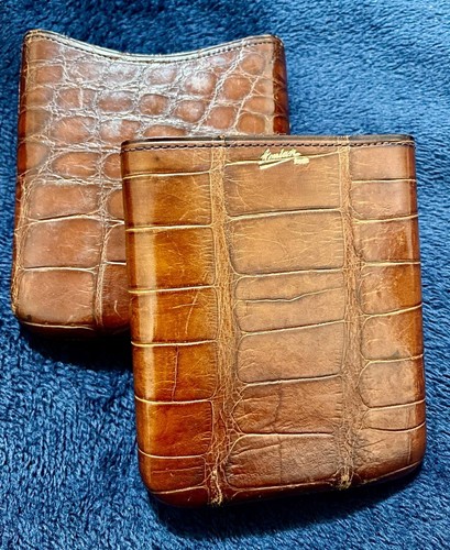 Antique crocodile leather - antique,