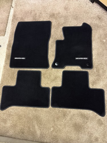 Set completo tappetini auto