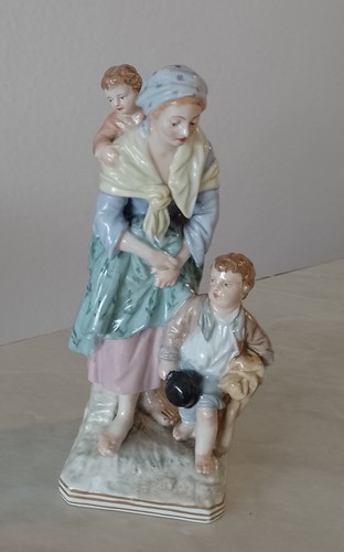 Statuina madre buon - "madre, di