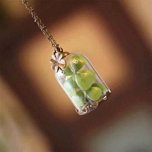 Collana con fiore di - fiore,