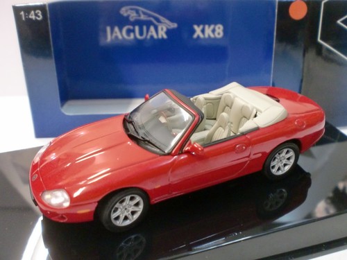 Autoart jaguar xk8 - 1/43,