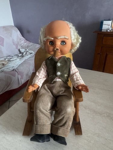 Bambola nonno pepi - nonno, sedia