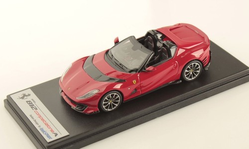 Ferrari 812 compétition - 812, a