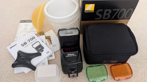 Nikon 700 speedlight flash - nikon,