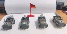 Lotto 4 Jeep Militari Giocattolo Colore Grigio in Plastica Fanteria Tedesca.