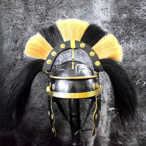 Elmetto centurione romano