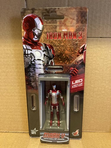 Hot toys iron man - iron,