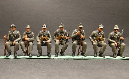 Soldatini seduti tedeschi 72 - seduti, 1/72