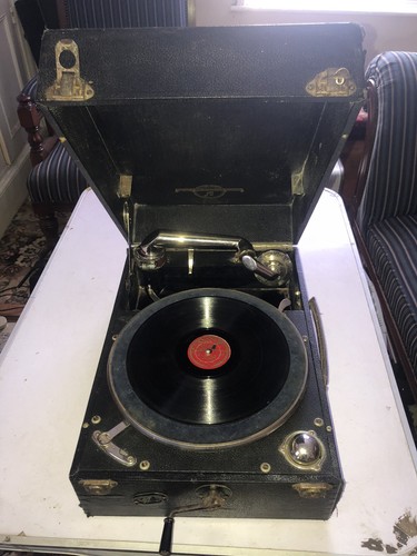 Columbia wind gramophone - wind,