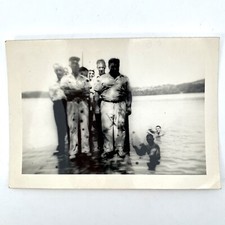 Foto vintage uomini in piedi