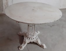 Tavolo arte Déco, base in ghisa, piano in acciaio, diametro 100 cm, h cm 72