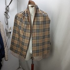 Item e5331 Women's Burberry