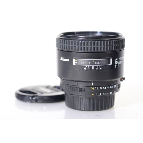 Nikon nikkor 85 - nikkor,