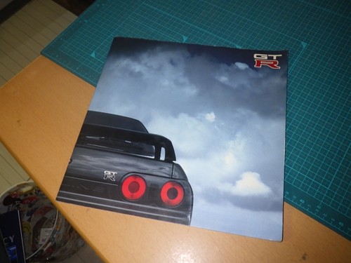 Nissan skyline brochure - gt-r,