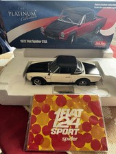Sun Star 1:18 Fiat 124 Spider