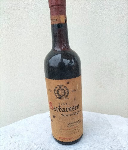 Vino barbaresco riserva - vino,
