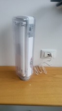 lampada d'emergenza ricaricabile con batteria nuova, garantita 24 m, fatturabile