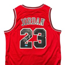 Maglia firmata Michael Jordan