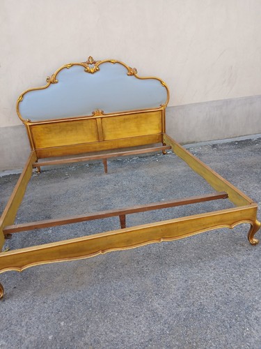 Letto matrimoniale dorato con - matrimoniale,