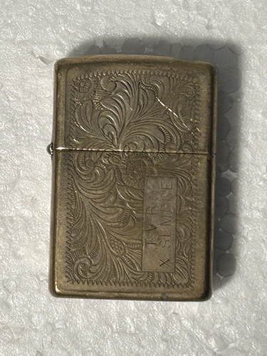 Zippo vecchio accendino - vecchio,