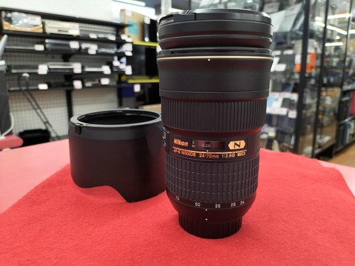 Nikon 70mm 8g - 24-70mm, ed