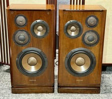 Coppia diffusori da pavimento