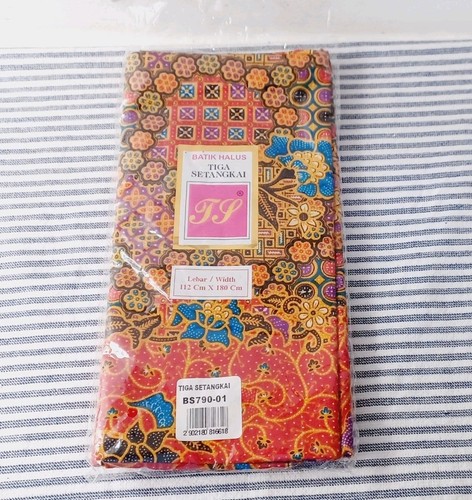 Tiga setangkai fine batik - setangkai,