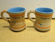 coppia di tazze in ceramica