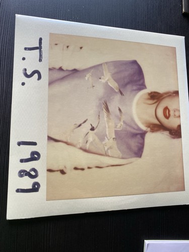 T.s.1989