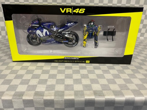 Minichamps yamaha rossi - minichamps,