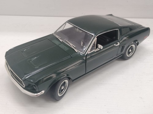 Ford mustang ertl - mustang, gt
