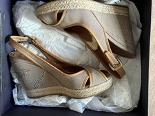 prada scarpe donna