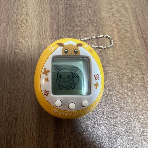 Pokemon eevee tamagotchi - pokemon,